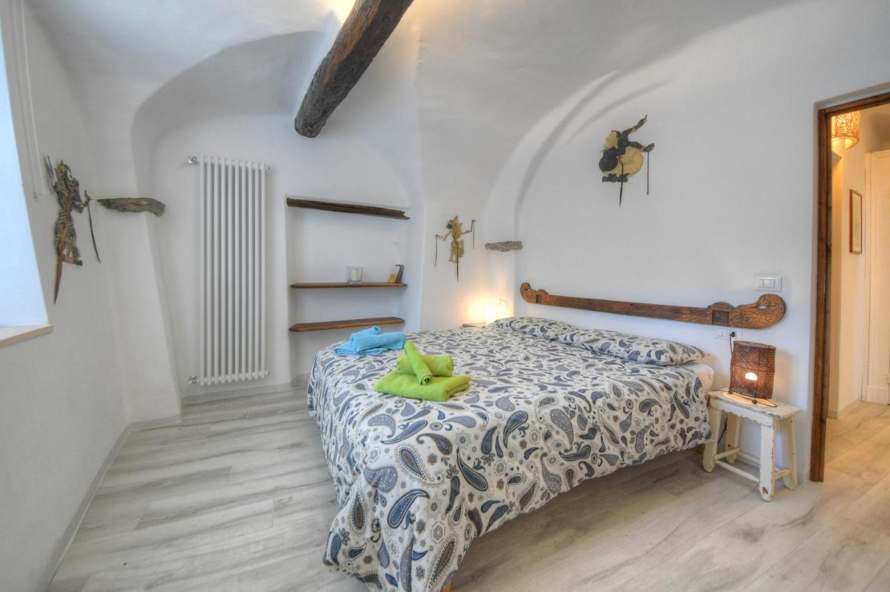 Antica Casa Del Canto Iara - Private Parking Calice Ligure Экстерьер фото