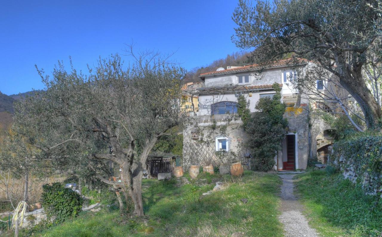 Antica Casa Del Canto Iara - Private Parking Calice Ligure Экстерьер фото